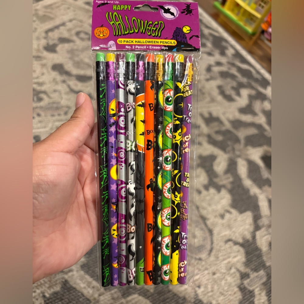 Vintage Sealed Halloween Pencils 4-10 Packs 40 Total Peachtree Playthings 2003 - Picture 10 of 10